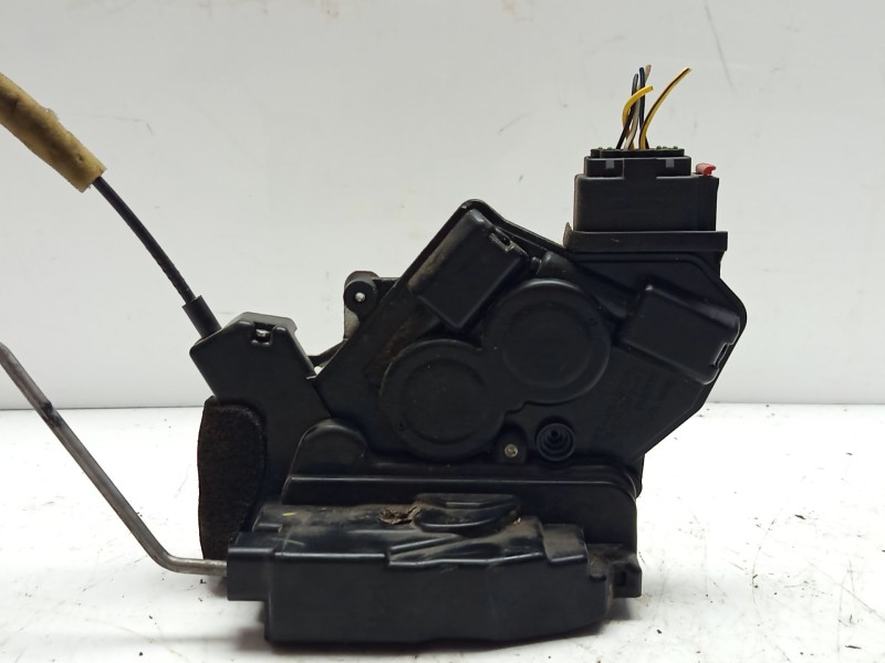 Recambio de cerradura puerta delantera derecha para mazda 5 berl. (cr) 2.0 active+ referencia OEM IAM CD3459310  