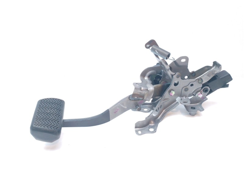Recambio de pedal freno para toyota yaris active referencia OEM IAM 47110K0030  