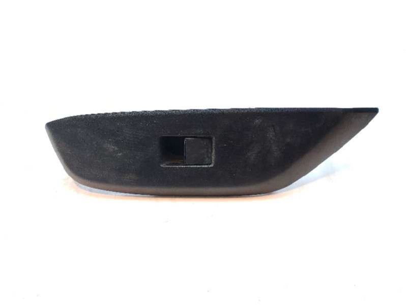 Recambio de mando elevalunas delantero derecho para toyota yaris referencia OEM IAM 74231K0080 35612D3D 