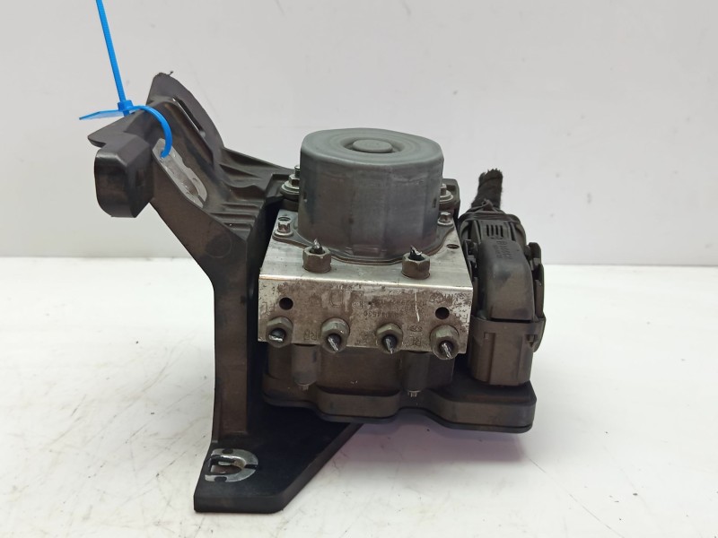 Recambio de abs para opel corsa e (x15) 1.4 lpg (08, 68) referencia OEM IAM 95522565  
