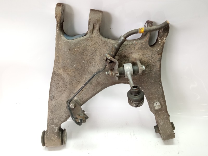 Recambio de brazo suspension inferior delantero derecho para audi a8 (4e2) 6.0 quattro referencia OEM IAM 4E0511512F  