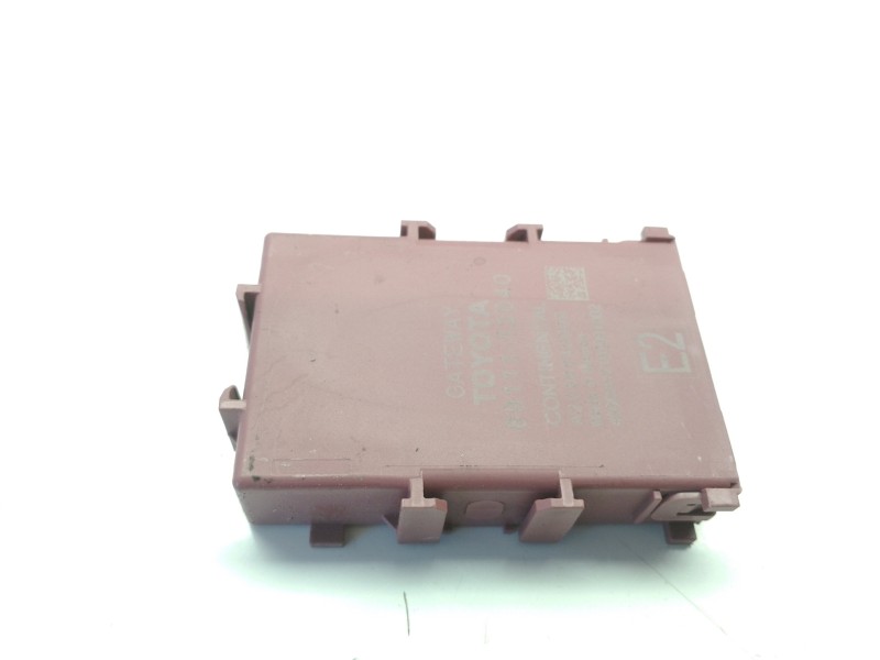 Recambio de modulo electronico para toyota rav 4 executive hybrid referencia OEM IAM 8911112040  