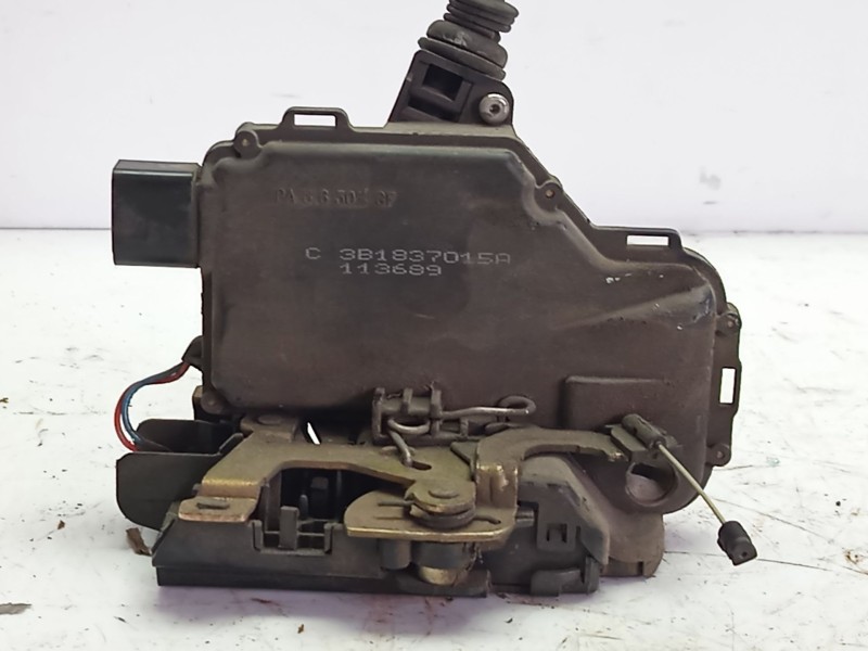 Recambio de cerradura puerta delantera izquierda para seat toledo (1m2) referencia OEM IAM 3B1837015A  