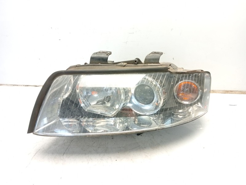 Recambio de faro izquierdo para audi a4 avant (8e) 1.9 tdi (96kw) referencia OEM IAM A8E0941029Q  