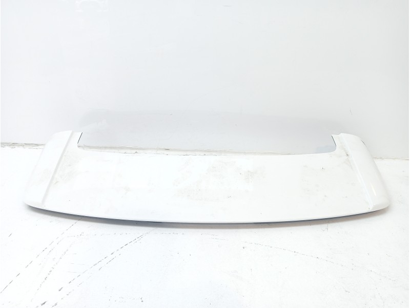 Recambio de aleron trasero para toyota rav 4 executive hybrid referencia OEM IAM 7608542908  