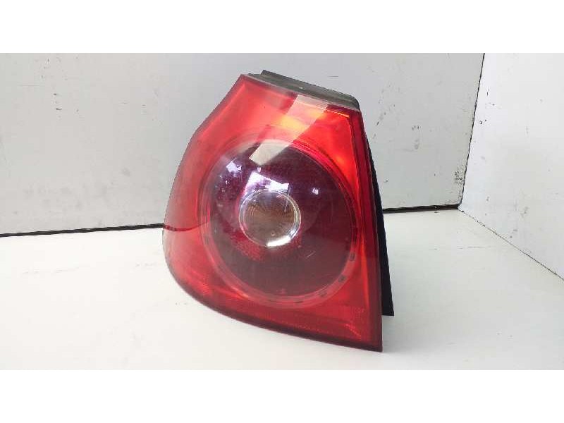 Recambio de piloto trasero derecho para volkswagen golf v berlina (1k1) conceptline (e) referencia OEM IAM 1K6945095E  