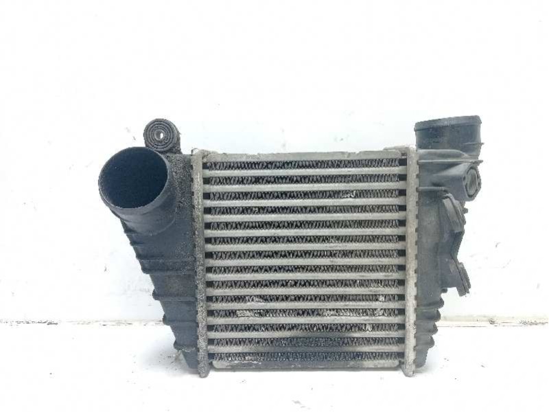 Recambio de intercooler para audi a3 (8l) 1.9 tdi referencia OEM IAM 1J0145805H  