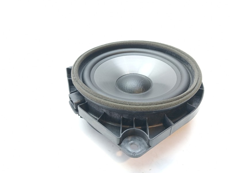 Recambio de sistema audio / radio cd para lexus is200 (ds2/is2) 220d referencia OEM IAM 8616033820  