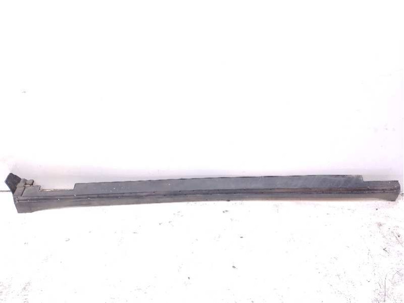 Recambio de faldon lateral para kia sorento 2.4 16v ex referencia OEM IAM 87751P2000  