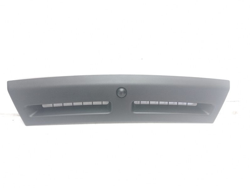 Recambio de moldura para land rover range rover velar velar referencia OEM IAM LR131239 J8A2046B62C 
