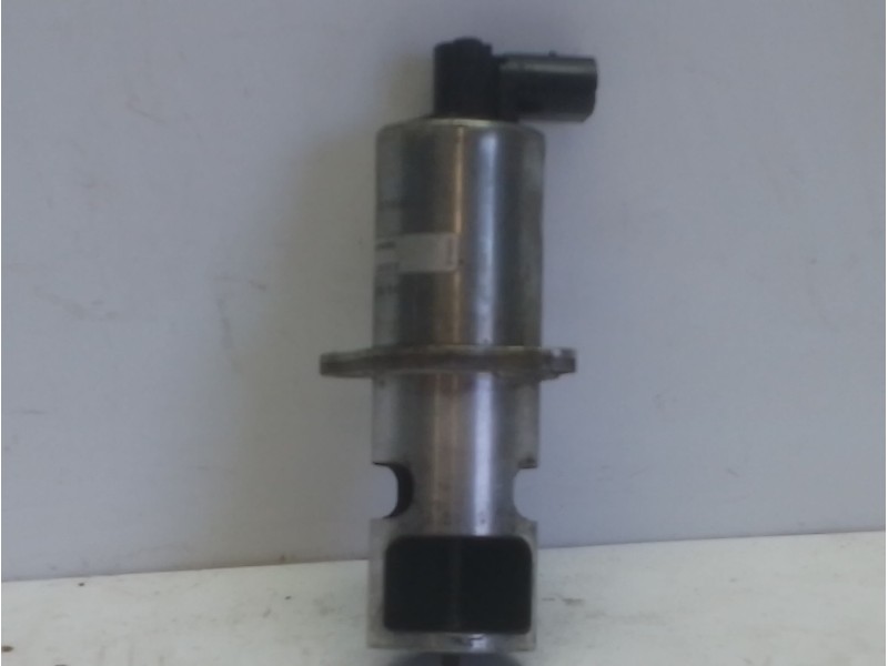 Recambio de valvula egr para volvo v40 familiar 1.9 d referencia OEM IAM 8200542997  