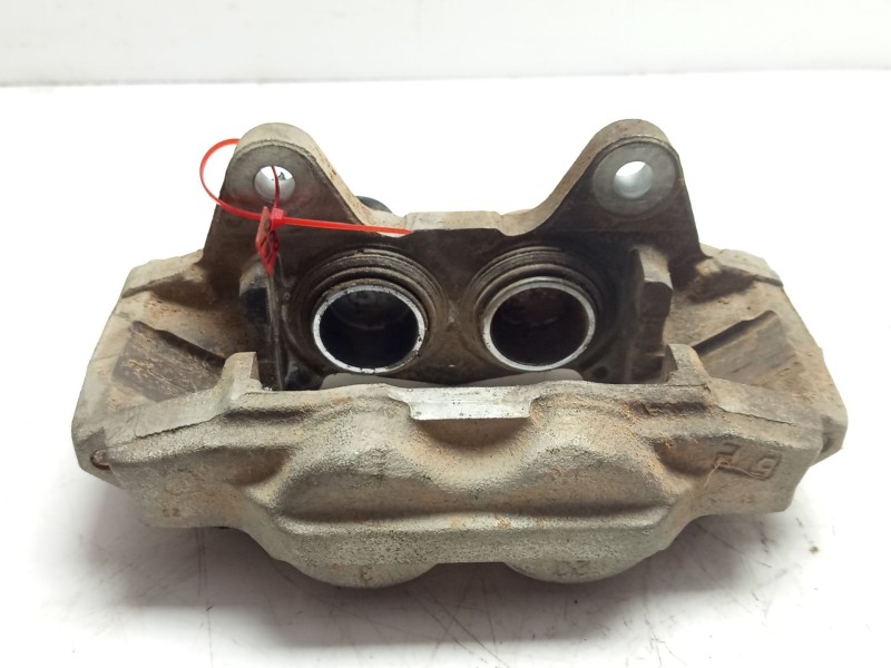 Recambio de pinza freno delantera derecha para toyota land cruiser (j15) referencia OEM IAM 4773060350  