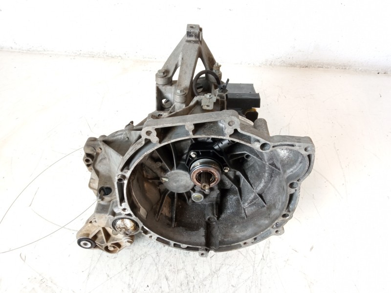 Recambio de caja cambios para ford focus berlina (cap) ambiente (d) referencia OEM IAM 3M5R7002ND  