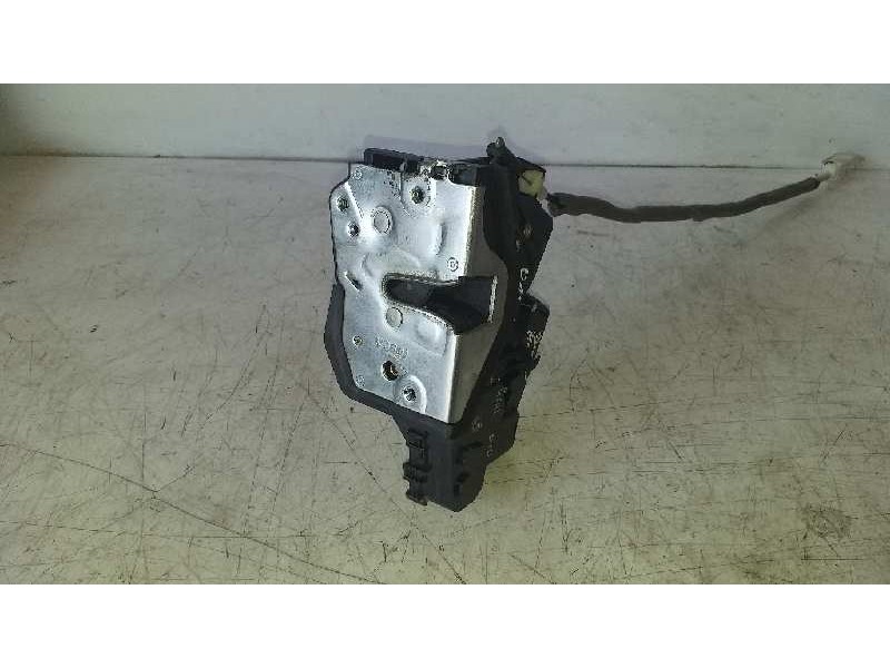 Recambio de cerradura puerta delantera derecha para bmw serie 3 berlina (e46) 316i referencia OEM IAM   