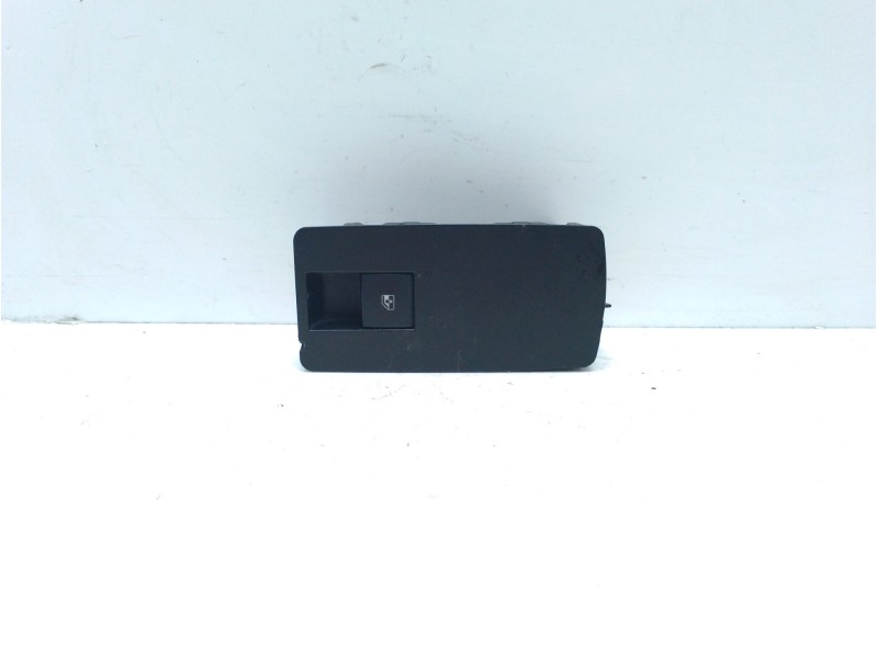Recambio de mando elevalunas delantero derecho para opel insignia berlina cosmo referencia OEM IAM 13301886 13222229 
