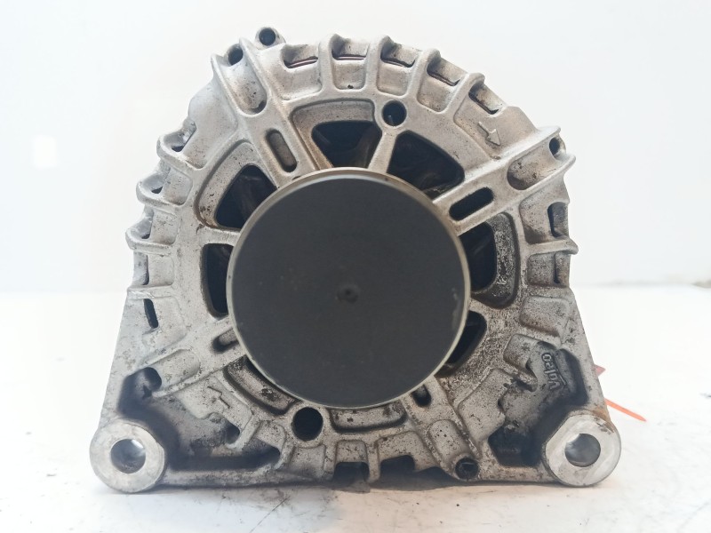 Recambio de alternador para ford ka (ru8) 1.3 tdci referencia OEM IAM 2382269 CL18. 12V 9861586380