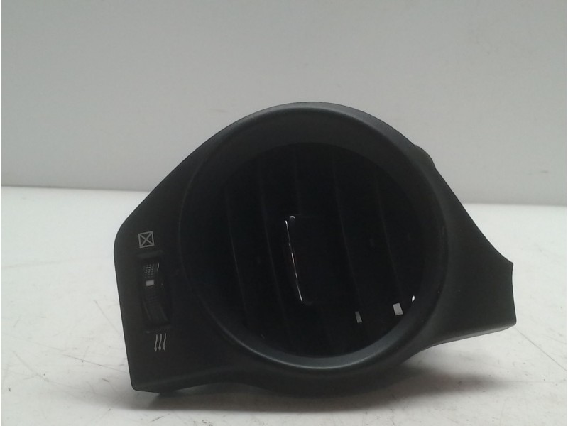 Recambio de rejilla aireadora para lexus is200 (ds2/is2) referencia OEM IAM 5566053041C0 556605340 