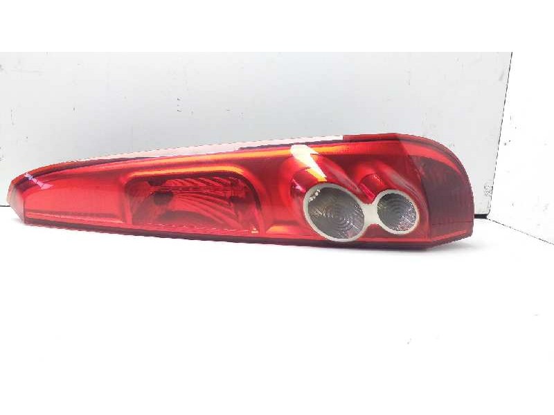 Recambio de piloto trasero derecho para ford fiesta (cbk) ghia referencia OEM IAM 6S6113404A  