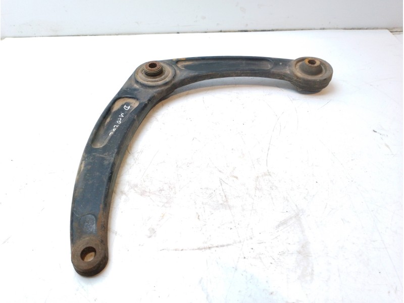 Recambio de brazo suspension inferior delantero derecho para citroën c4 berlina collection referencia OEM IAM 3521P3  