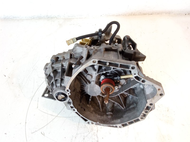 Recambio de caja cambios para renault scenic iii dynamique referencia OEM IAM ND4008 8200667177 8200667174