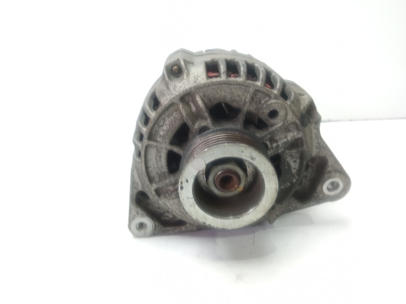 Recambio de alternador para ford fiesta berlina (dx) referencia OEM IAM 0123310023 96FB10300DD 