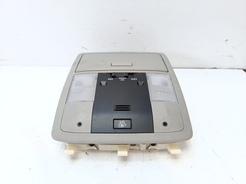 Recambio de luz interior para toyota land cruiser (j15) referencia OEM IAM 8124012100B0  