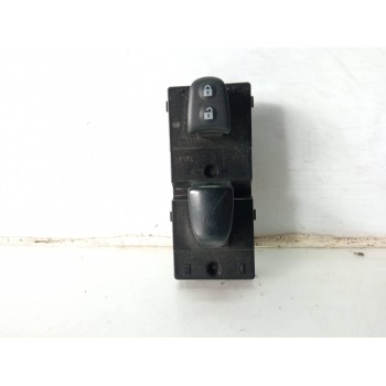 MANDO ELEVALUNAS DELANTERO DERECHO 254111KA5A 