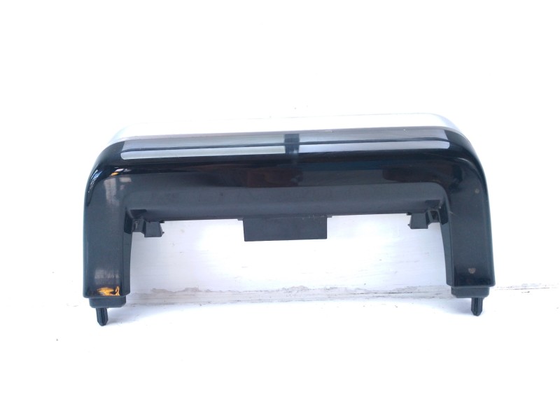 Recambio de moldura para land rover range rover velar velar referencia OEM IAM LR111088 J8A204569A 