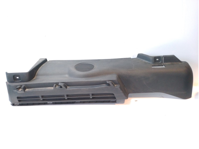 Recambio de molduras traseras para peugeot partner kombi 1.6 blue-hdi fap referencia OEM IAM 8796V6  