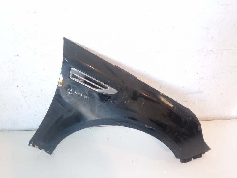 Recambio de aleta delantera derecha para kia optima emotion referencia OEM IAM 66321D4000  