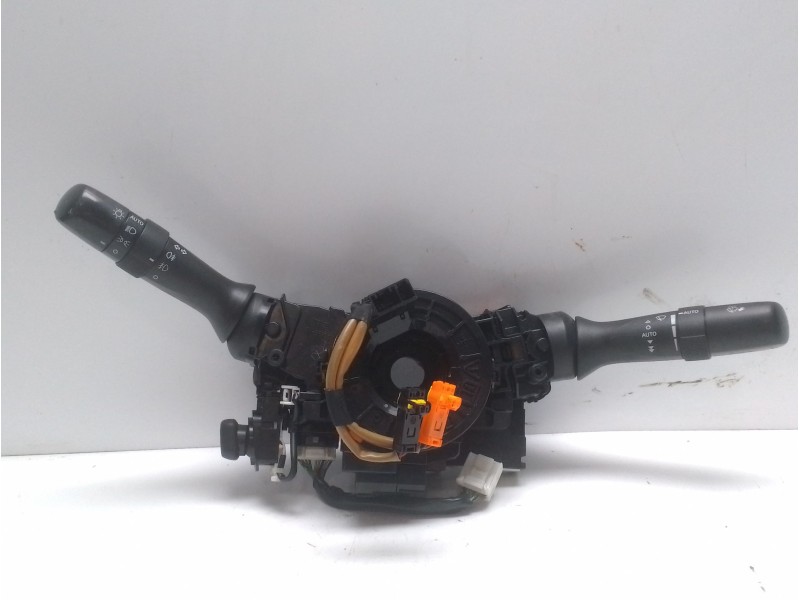 Recambio de anillo airbag para lexus is200 (ds2/is2) referencia OEM IAM 8430648030 8465230552 841403011