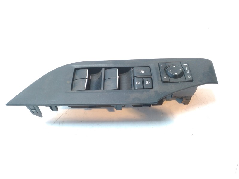 Recambio de mando elevalunas delantero izquierdo para toyota rav4 referencia OEM IAM 8404042030  