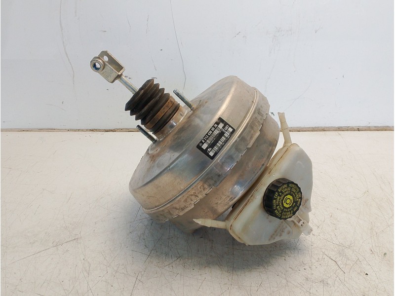 Recambio de servofreno para mercedes-benz clase glc (w253) 2.1 cdi cat referencia OEM IAM A2134301130 A2134300030 