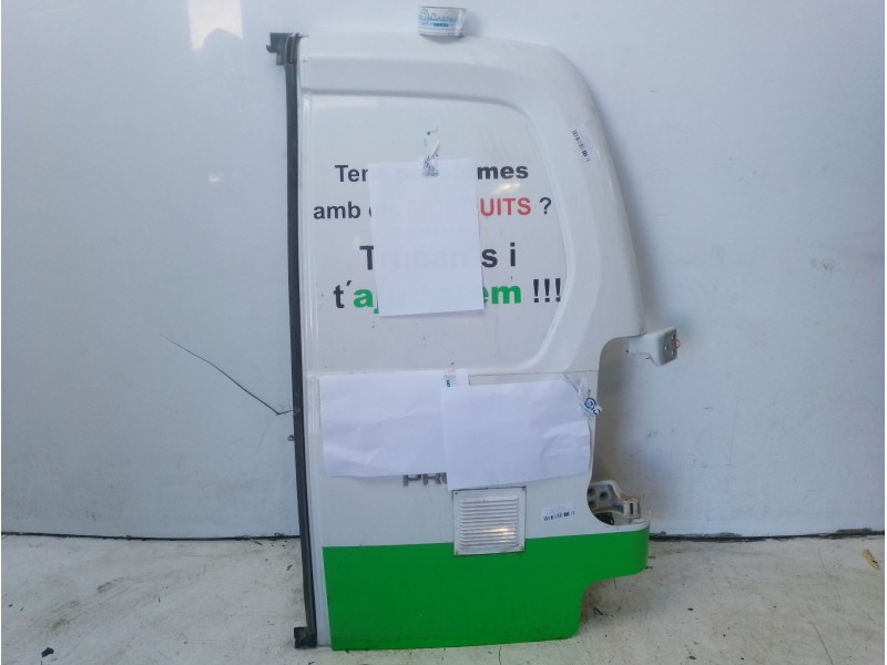 Recambio de puerta trasera derecha para toyota proace verso 1.6 d-4d cat referencia OEM IAM SU001B0472  