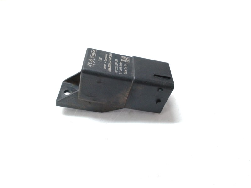 Recambio de caja precalentamiento para toyota proace verso l2 family referencia OEM IAM 9803299780  