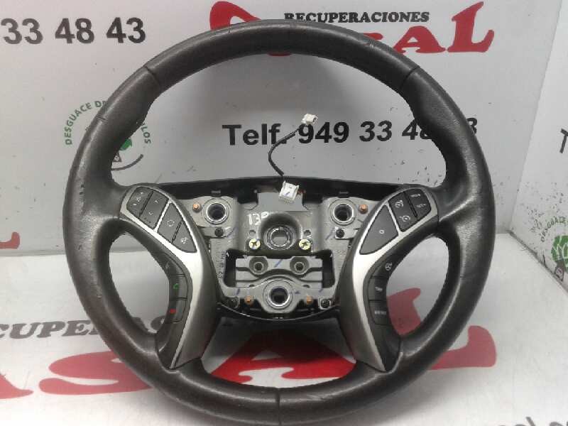 Recambio de volante para hyundai i30 (gd) 25 aniversario referencia OEM IAM 56110A6790RDR 120815019 