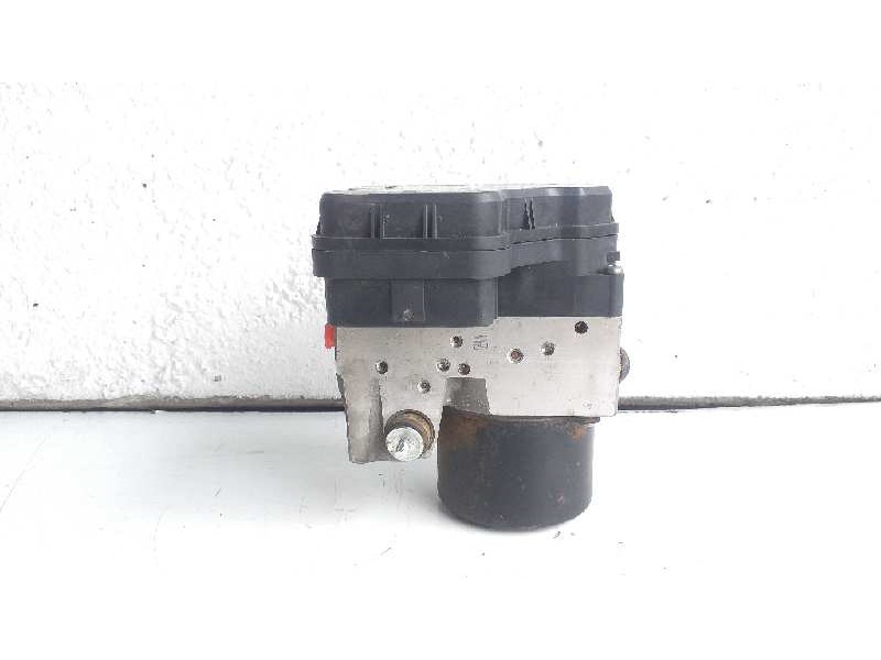 Recambio de abs para lexus is200 (ds2/is2) 220d referencia OEM IAM 4454053100  