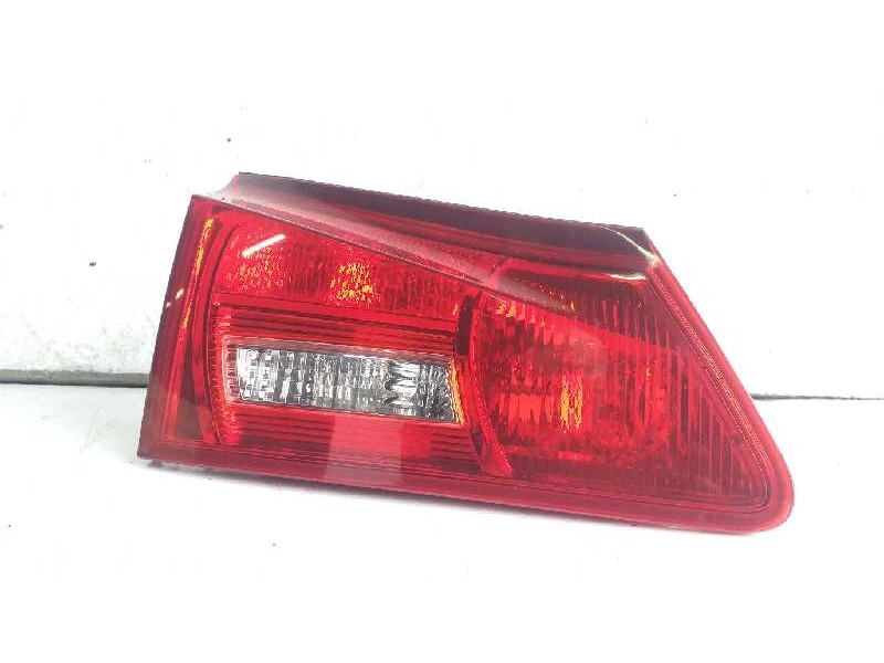 Recambio de piloto trasero izquierdo para lexus is200 (ds2/is2) 220d referencia OEM IAM 8156353160  