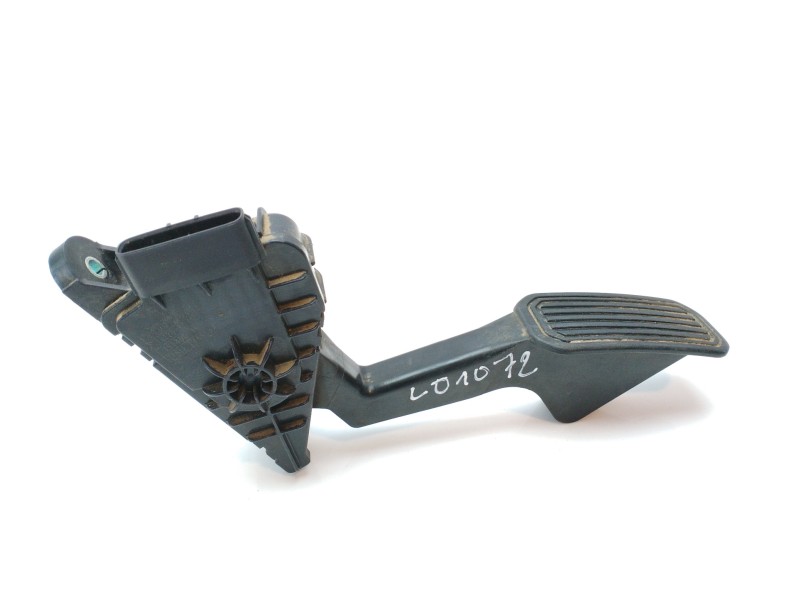 Recambio de pedal acelerador para toyota land cruiser (j12) 3.0 turbodiesel referencia OEM IAM 7812060350 1988003020 