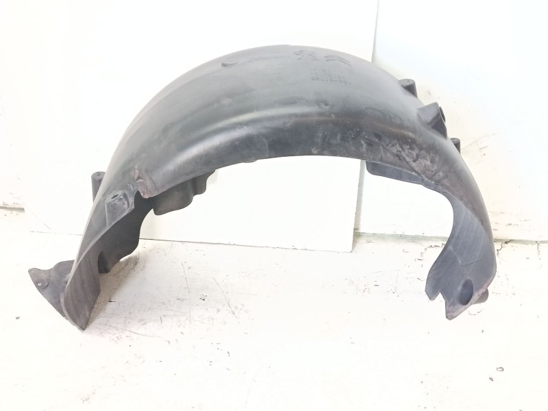 Recambio de paso de rueda trasero derecho para peugeot 308 access referencia OEM IAM 6977266380  MOU020921