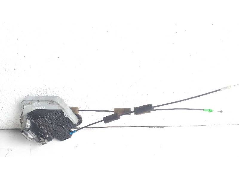 Recambio de cerradura puerta trasera derecha para lexus is200 (ds2/is2) 220d referencia OEM IAM 6905053040  