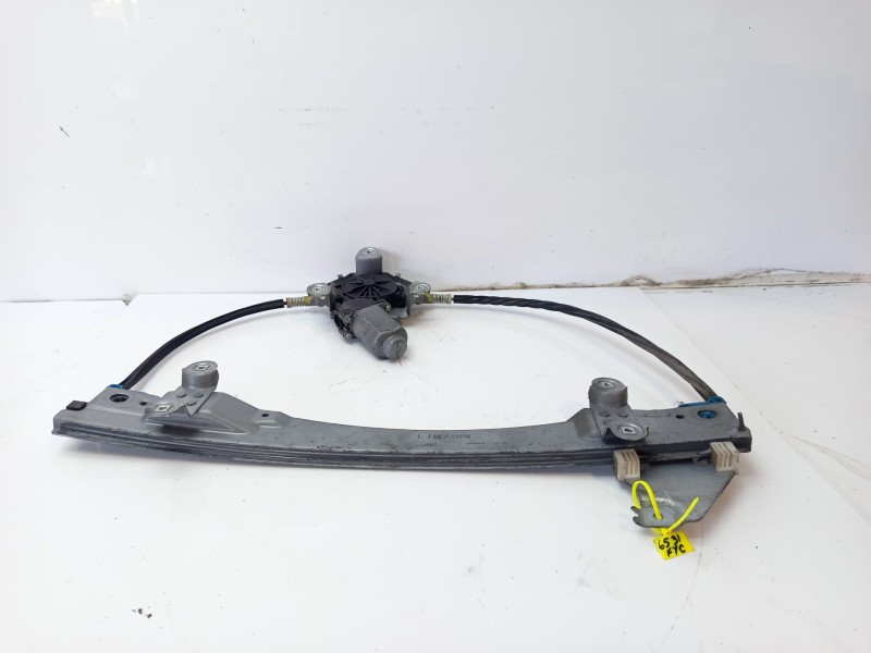 Recambio de elevalunas delantero izquierdo para renault twingo 1.2 referencia OEM IAM 8200384743  