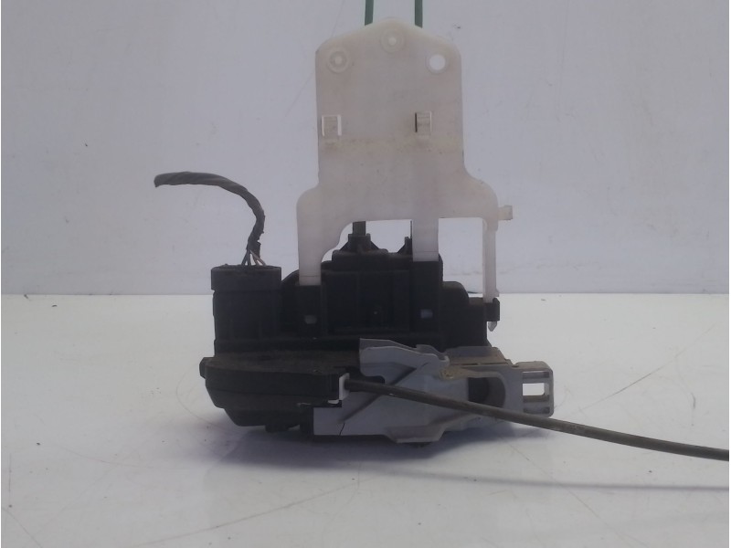 Recambio de cerradura puerta trasera izquierda para hyundai i30 (gd) style referencia OEM IAM 814102l200  
