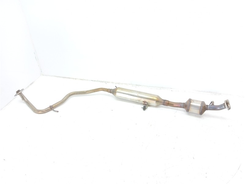 Recambio de tubo escape delantero para toyota yaris 1.5 16v cat referencia OEM IAM 17410K0080  