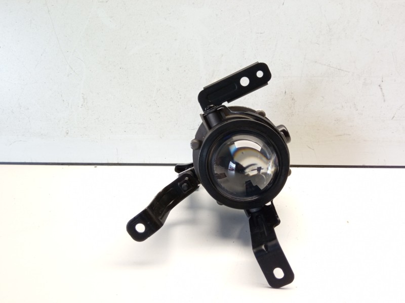 Recambio de faro antiniebla derecho para kia cee´d active referencia OEM IAM 922021H000  