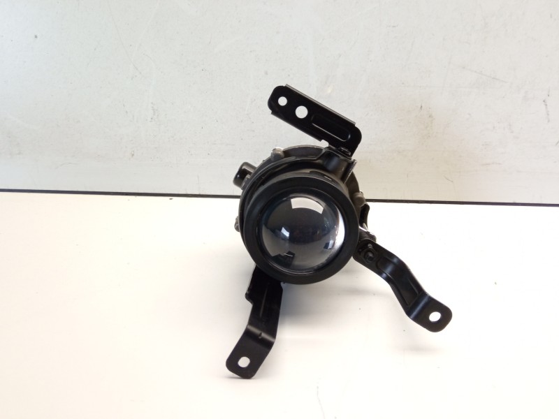 Recambio de faro antiniebla izquierdo para kia cee´d active referencia OEM IAM 922011H000  