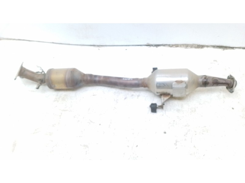 Recambio de catalizador para toyota c-hr hybrid active referencia OEM IAM 174100TJ10  