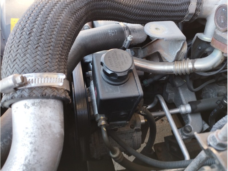 Recambio de bomba direccion para ssangyong rodius 2.7 turbodiesel cat referencia OEM IAM 6654602280  
