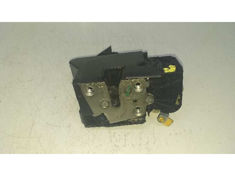 Recambio de cerradura puerta delantera izquierda para dacia sandero ambiance referencia OEM IAM 805039362RB  