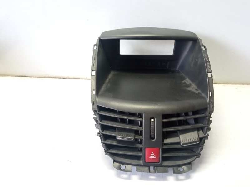 Recambio de moldura para peugeot 207 premium referencia OEM IAM 96724726ZD  